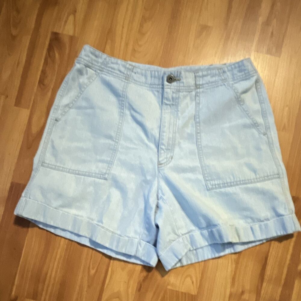 Liz Claiborne Lizwear Jeans Women's Light Wash Blue Denim Chino Shorts 12